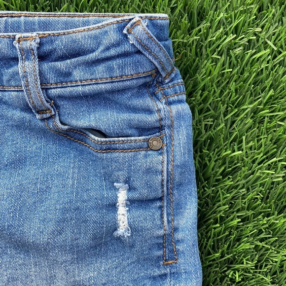Epic Threads Jean Shorts // Girl’s Size 8 - Picture 7 of 10